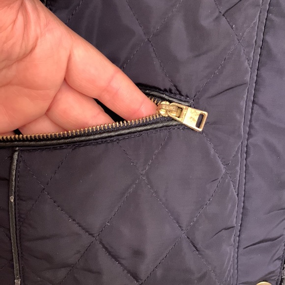 Blue quilted vest - Picture 11 of 16